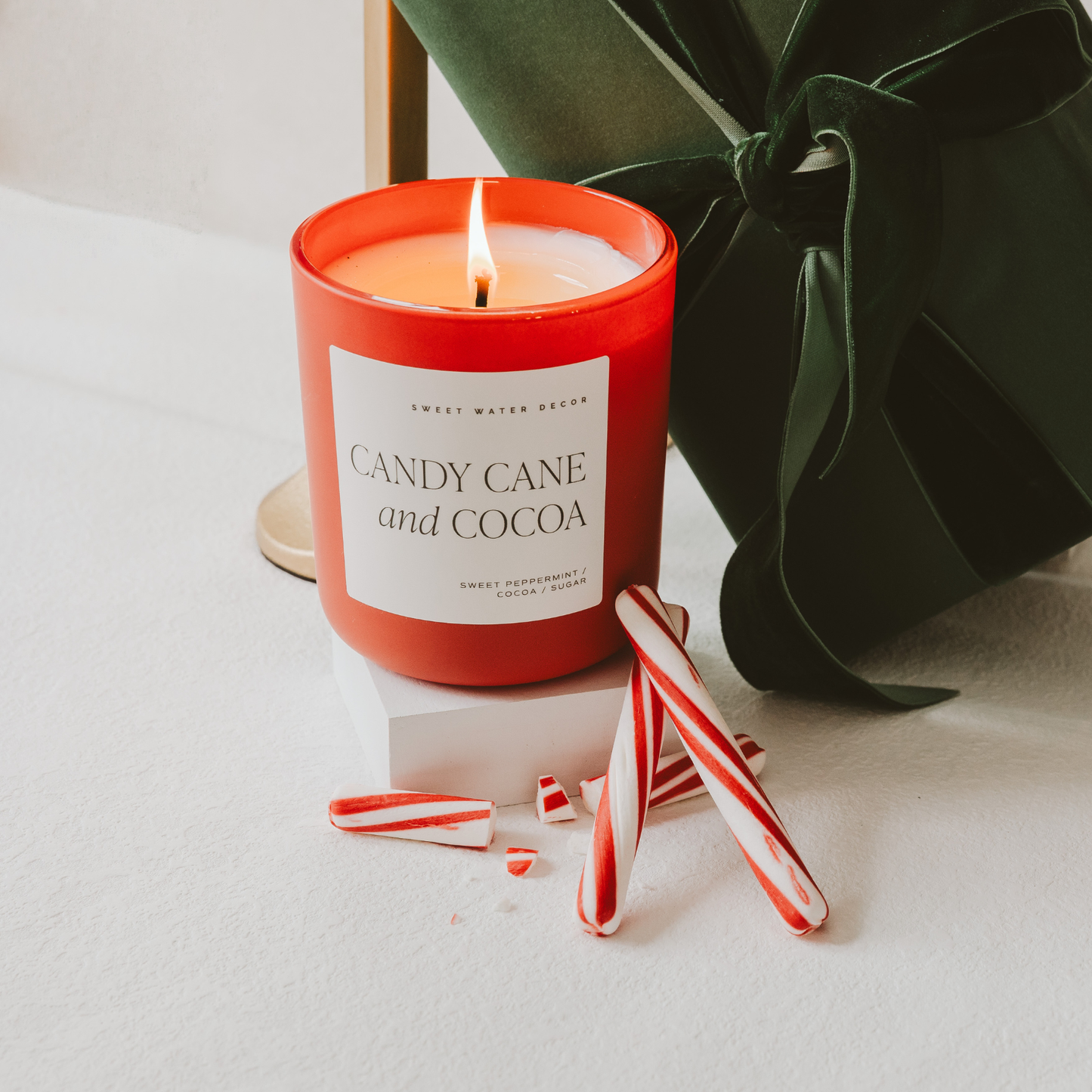 Candy Cane & Cocoa 15 oz Soy Candle - Christmas Gifts